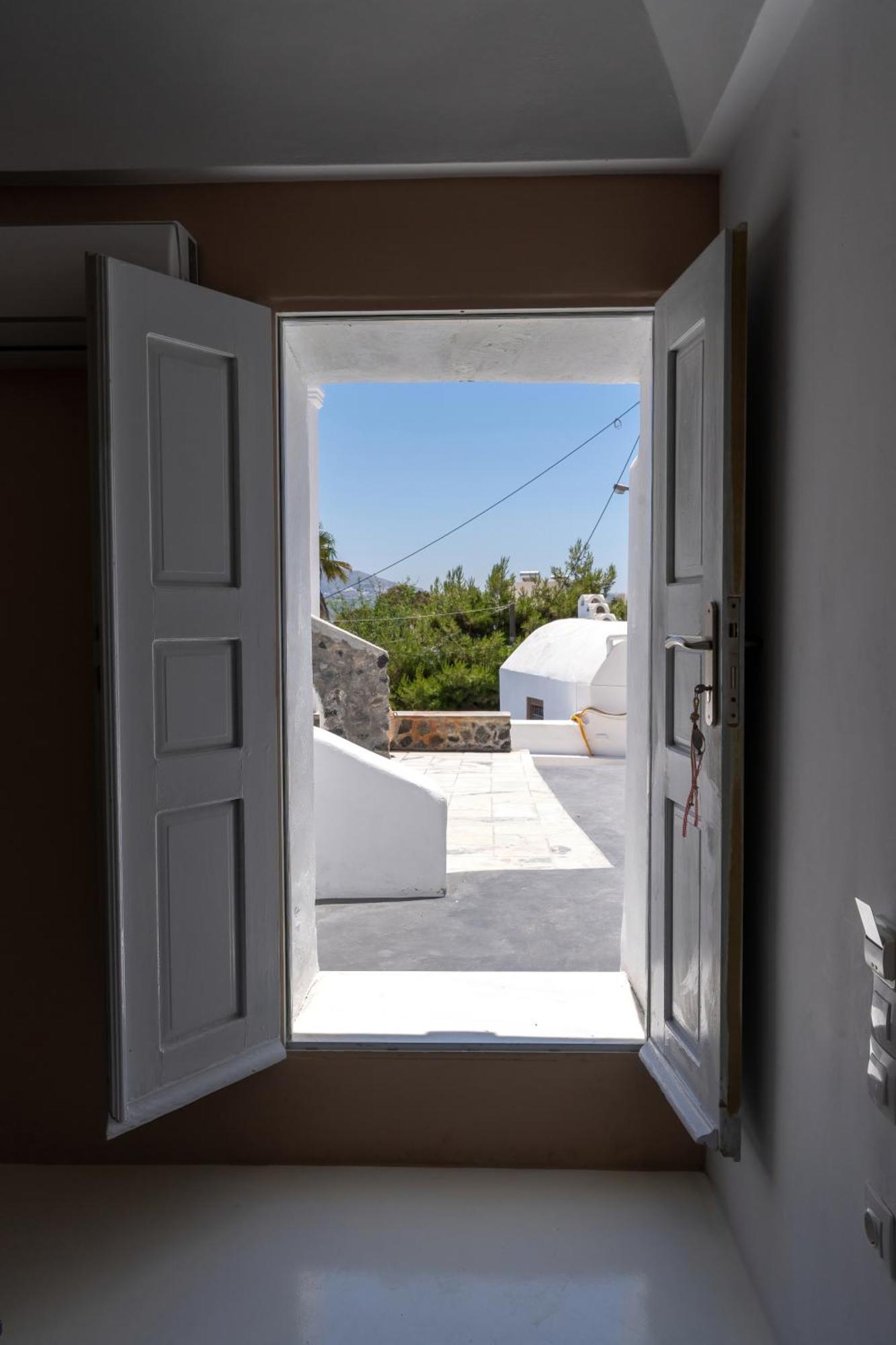On An Island Suites & Apartments - Fira Exterior foto